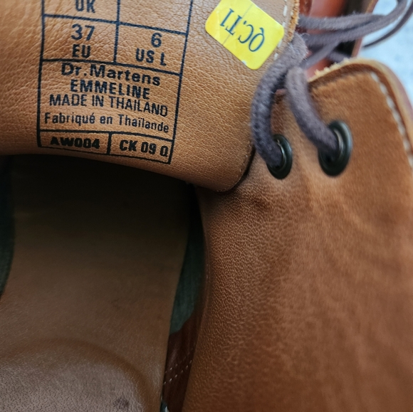 Dr Martens Emmeline Oak Leather Boots Women’s Size US 6 - Picture 4 of 4